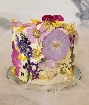 Signature Cake Luxe Pressed Floral Petite