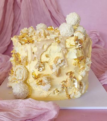 Raffaello Cake Petite