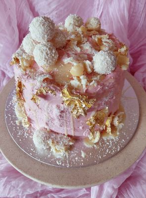 Raffaello Cake Petite