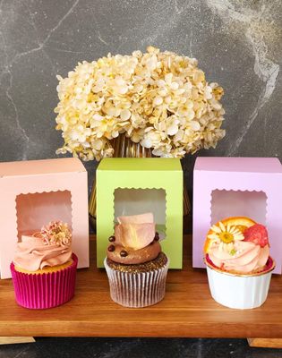 Luxe Cupcake &amp; Gift Box Single