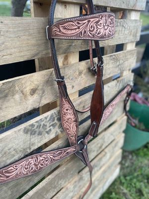 Bridle and breastplate set- Floral tooling