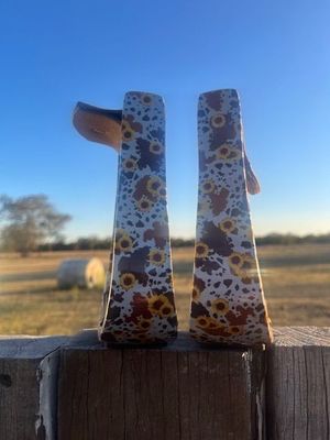 Cowhide and sunflower print stirrups