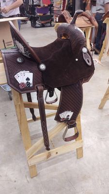 14&rdquo; Barrel Saddle with card tooling