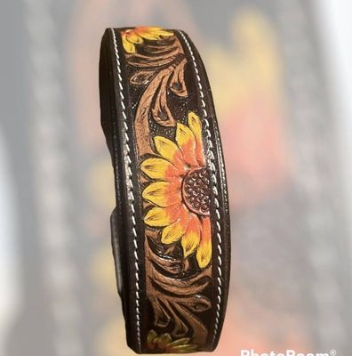 Leather dog collar - sunflower tooling