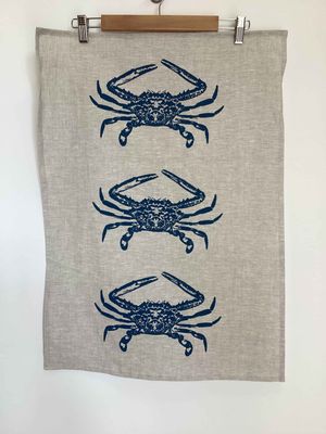Linen tea towel  : Mub Crab