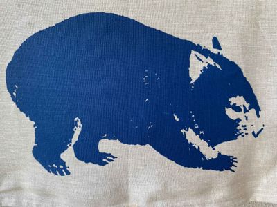 Linen tea towel  : Wombat