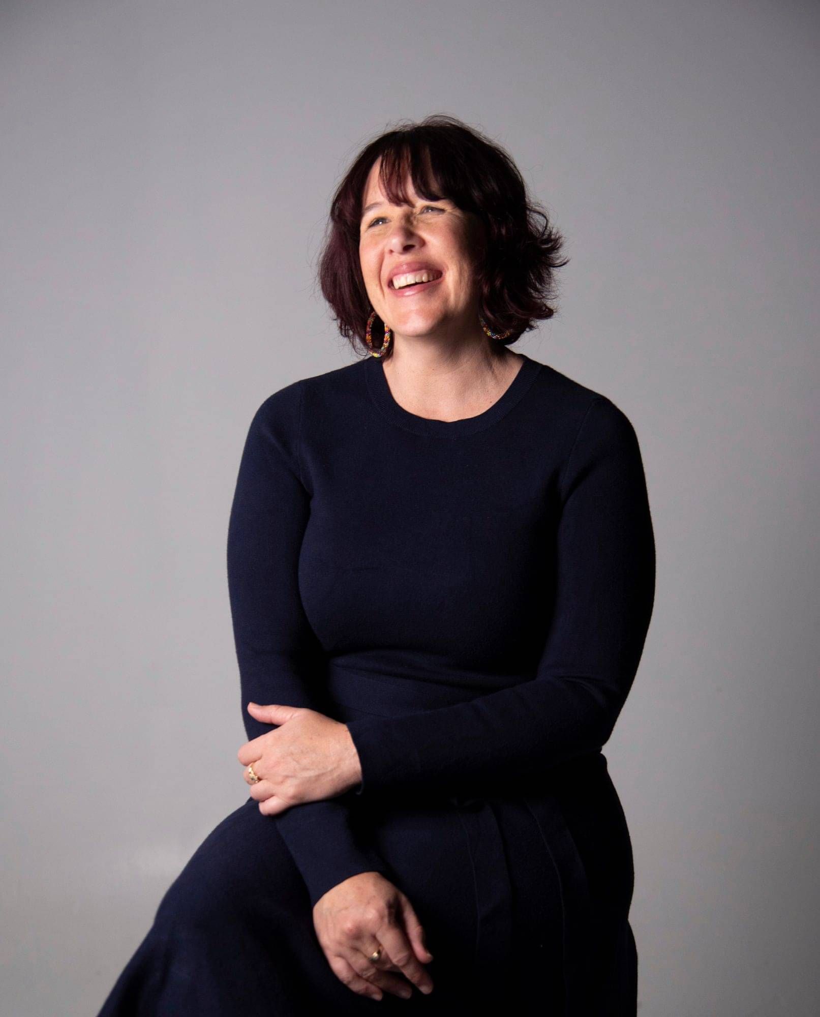 Louise Waddell, Cue Lantern