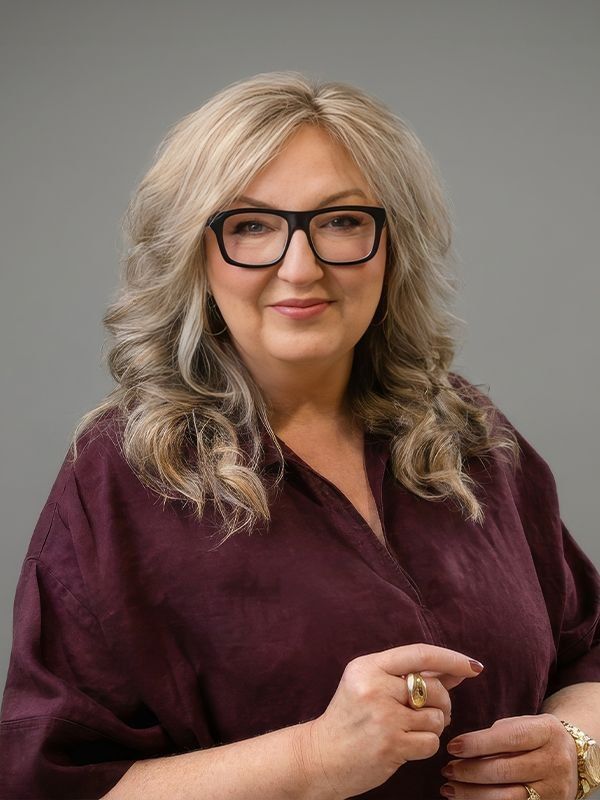 Roxanne Grey experienced business consultant