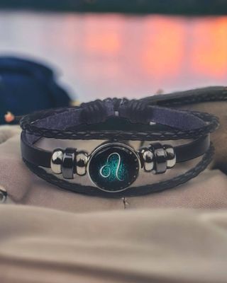 Leo Men's Constellation Bracelet: A Celestial Emblem of Strength and Honor
